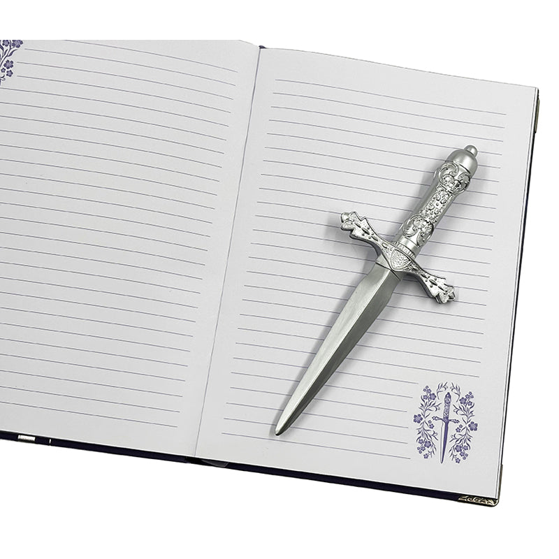 Lauren Roberts Powerless: Paedyn’s Dagger Pen