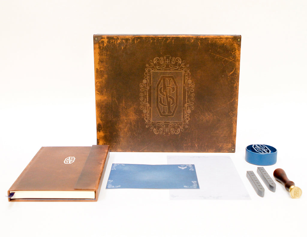 Fantastic Beasts and Where to Find Them: Newt Scamander Deluxe Stationery Set