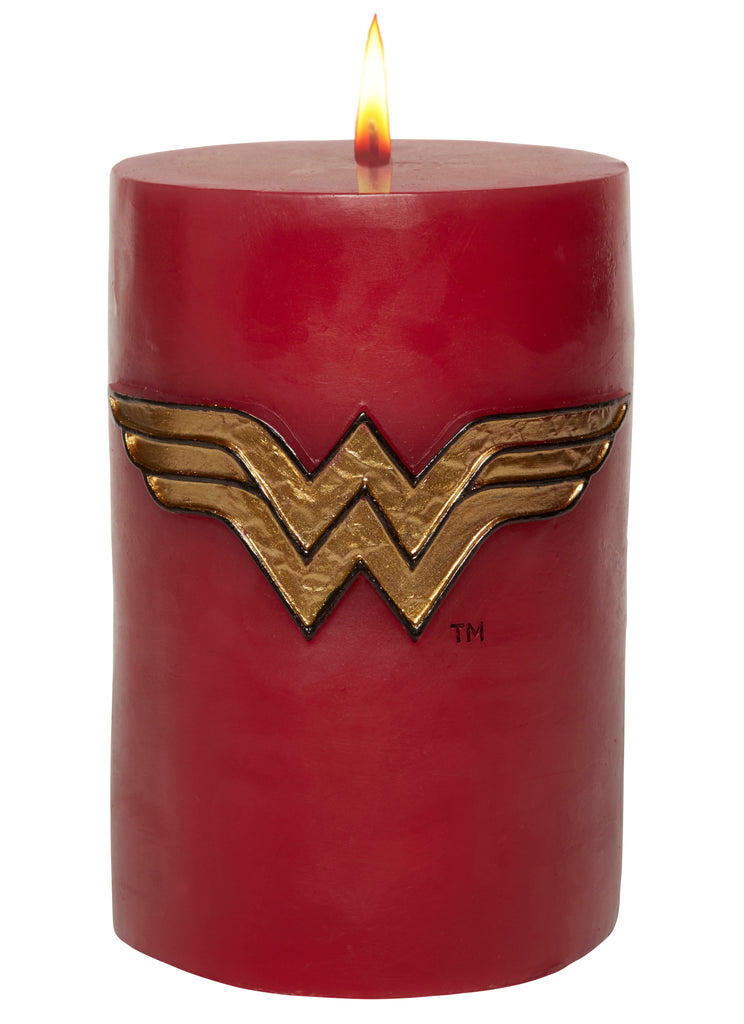 DC Comics: Wonder Woman Sculpted Insignia Candle
